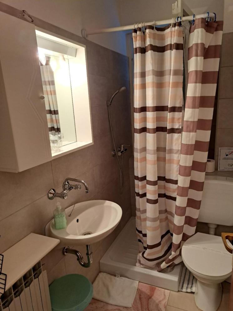 Accomodation Mirjana Rooms Porec Ngoại thất bức ảnh