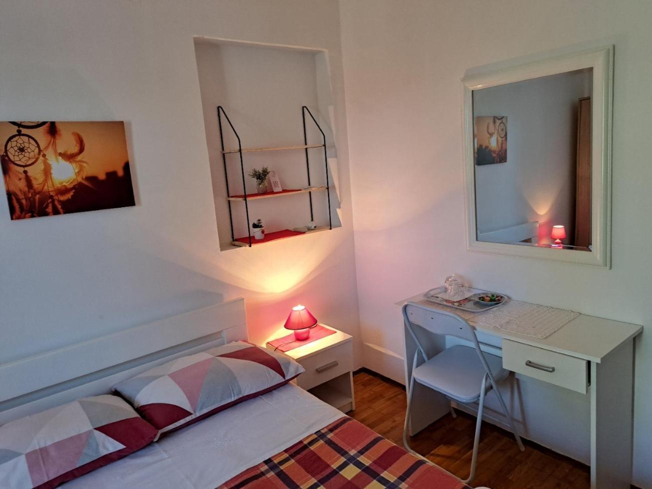 Accomodation Mirjana Rooms Porec Ngoại thất bức ảnh