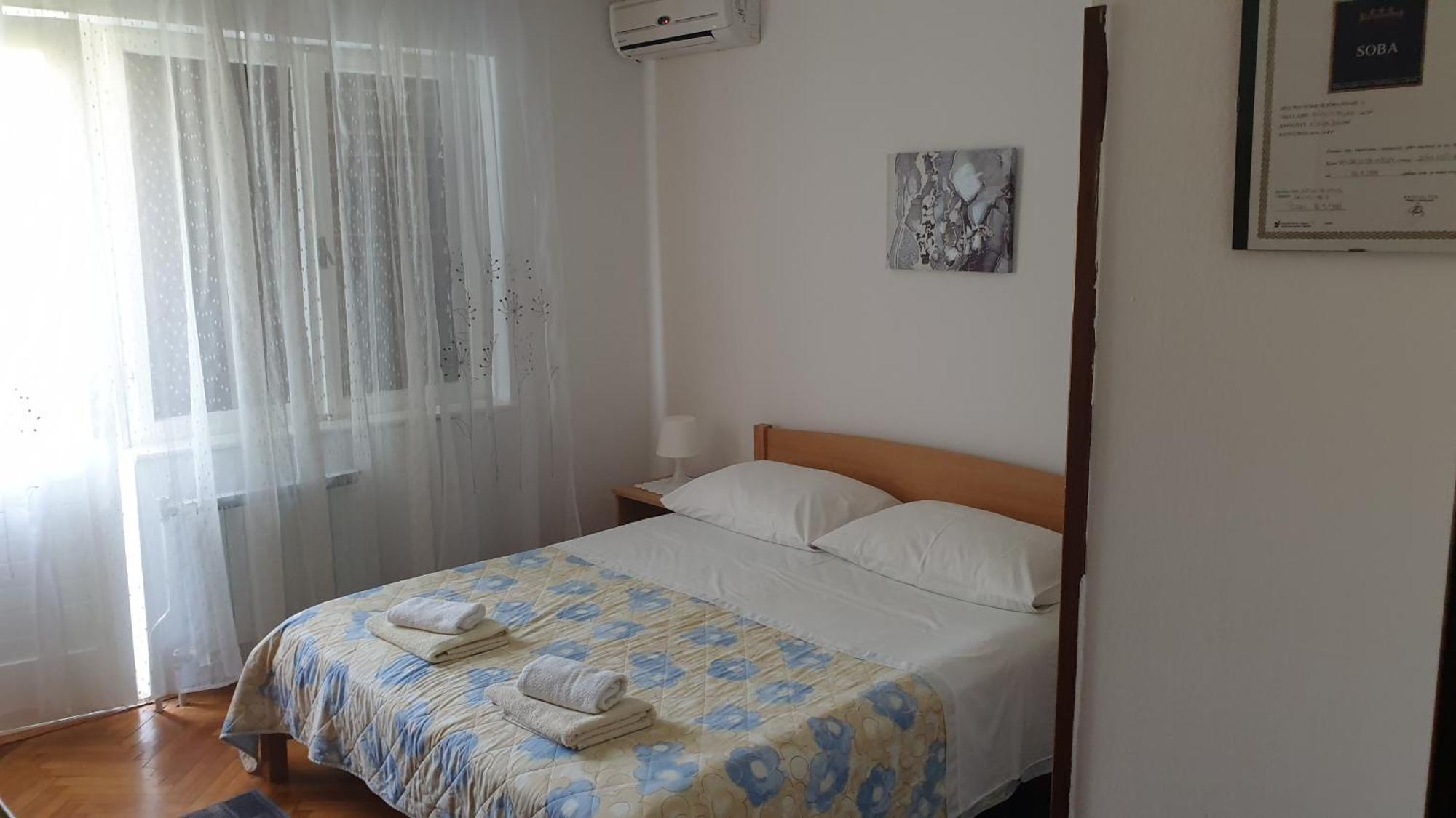 Accomodation Mirjana Rooms Porec Ngoại thất bức ảnh