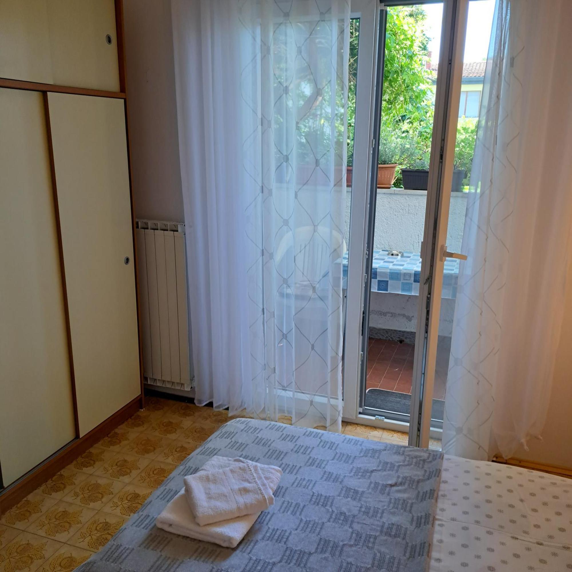 Accomodation Mirjana Rooms Porec Ngoại thất bức ảnh